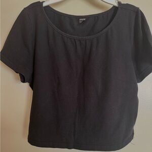 Black round neck solid crop top